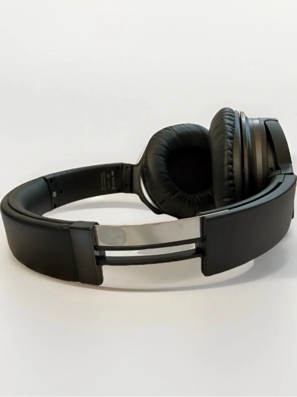 Sony MDR-ZX780DC Wireless Noise Canceling Bluetooth Over Ear Headphones Case